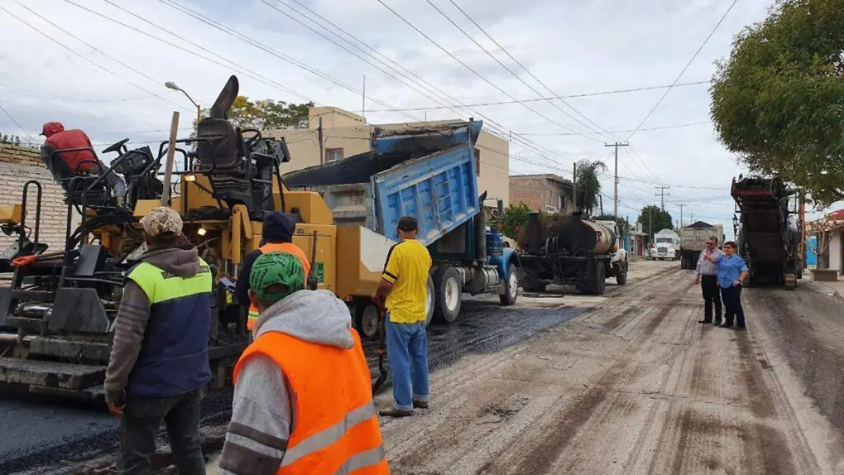 09 IMPORTANTES ACCIONES DE RECARPETEO EN LA AVENIDA MORELOS Y OTROS SECTORES DE LA CIUDAD1